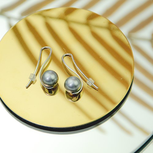 Platina oorbellen met Tahiti-parels